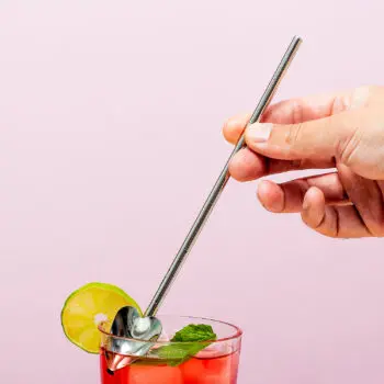 Hart cocktaillepel met rietje