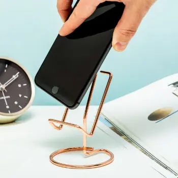 Roségouden telefoonhouder