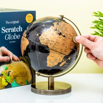 Wereldbol met krasfolie