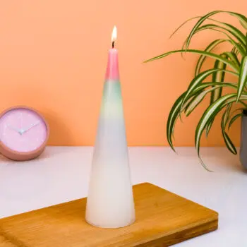 Kegelvormige regenboog druipkaars