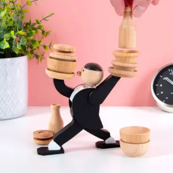 Don't Tip The Waiter!