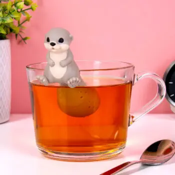 Otter tea infuser