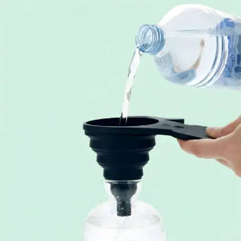 Inklapbare kat trechter