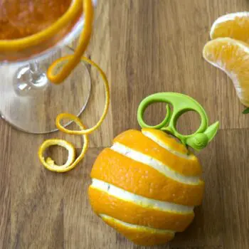 Zesty fruitrasp en -schiller