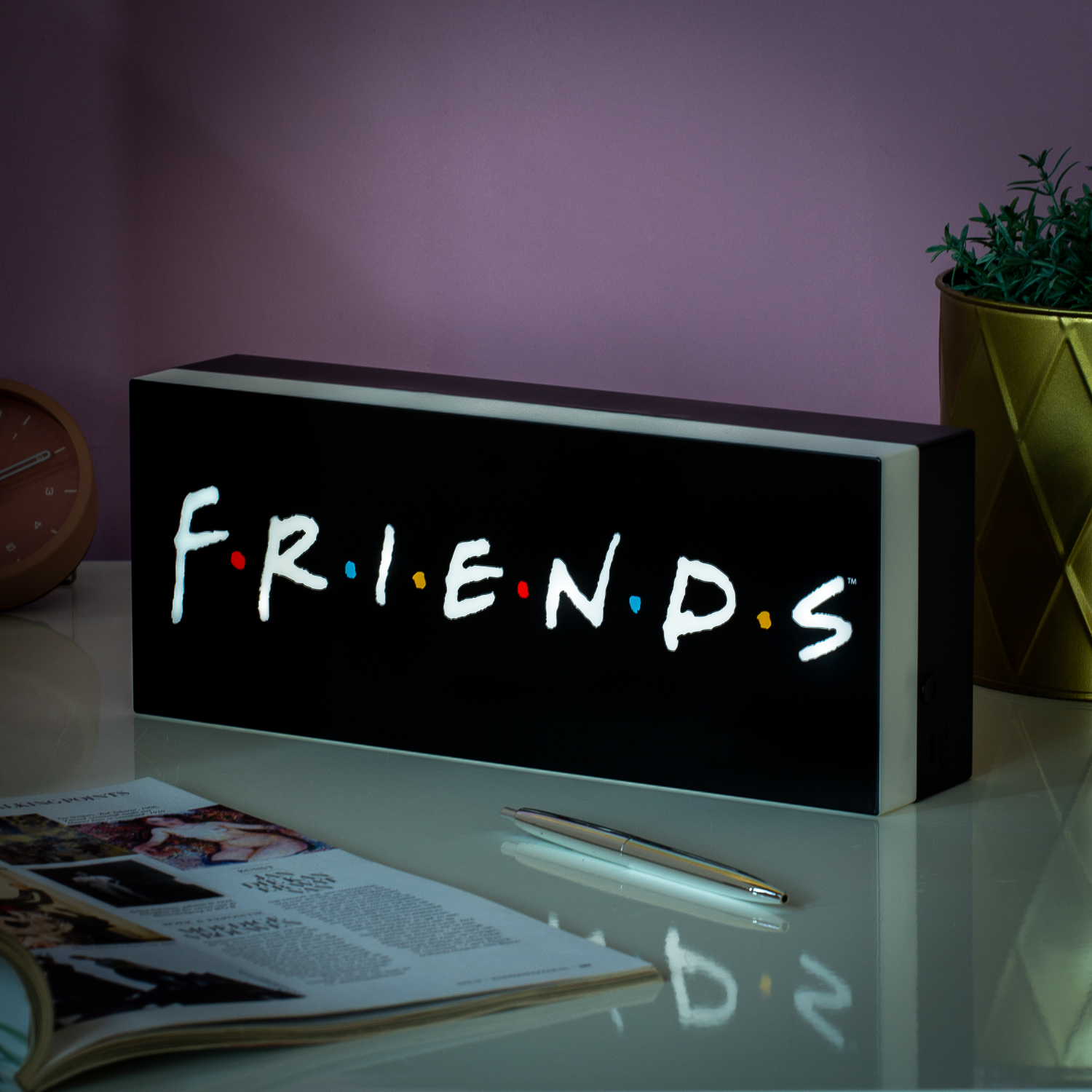 Friends Logo Lamp