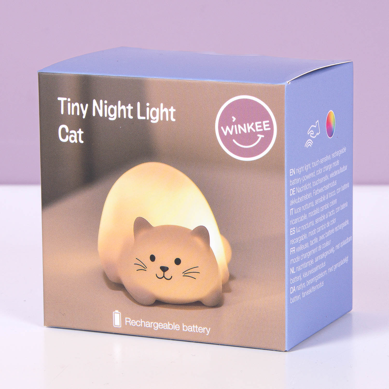 Mini kat nachtlampje