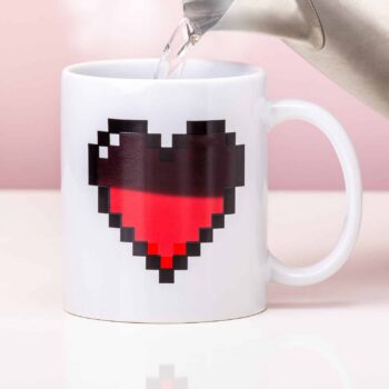 Warmtegevoelige mok pixel hart