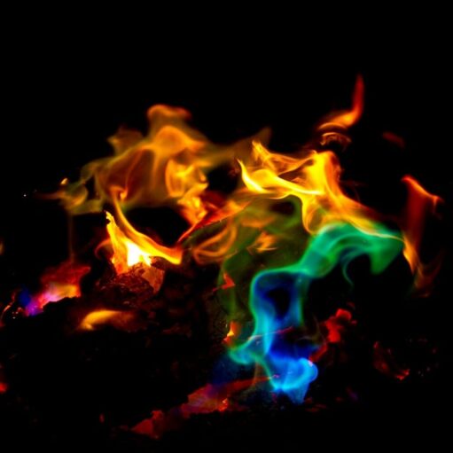 mystical fire gekleurde vlammen